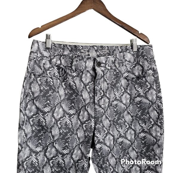 Snake print high rise gray and white skinny jeans size 16 - Picture 2 of 9
